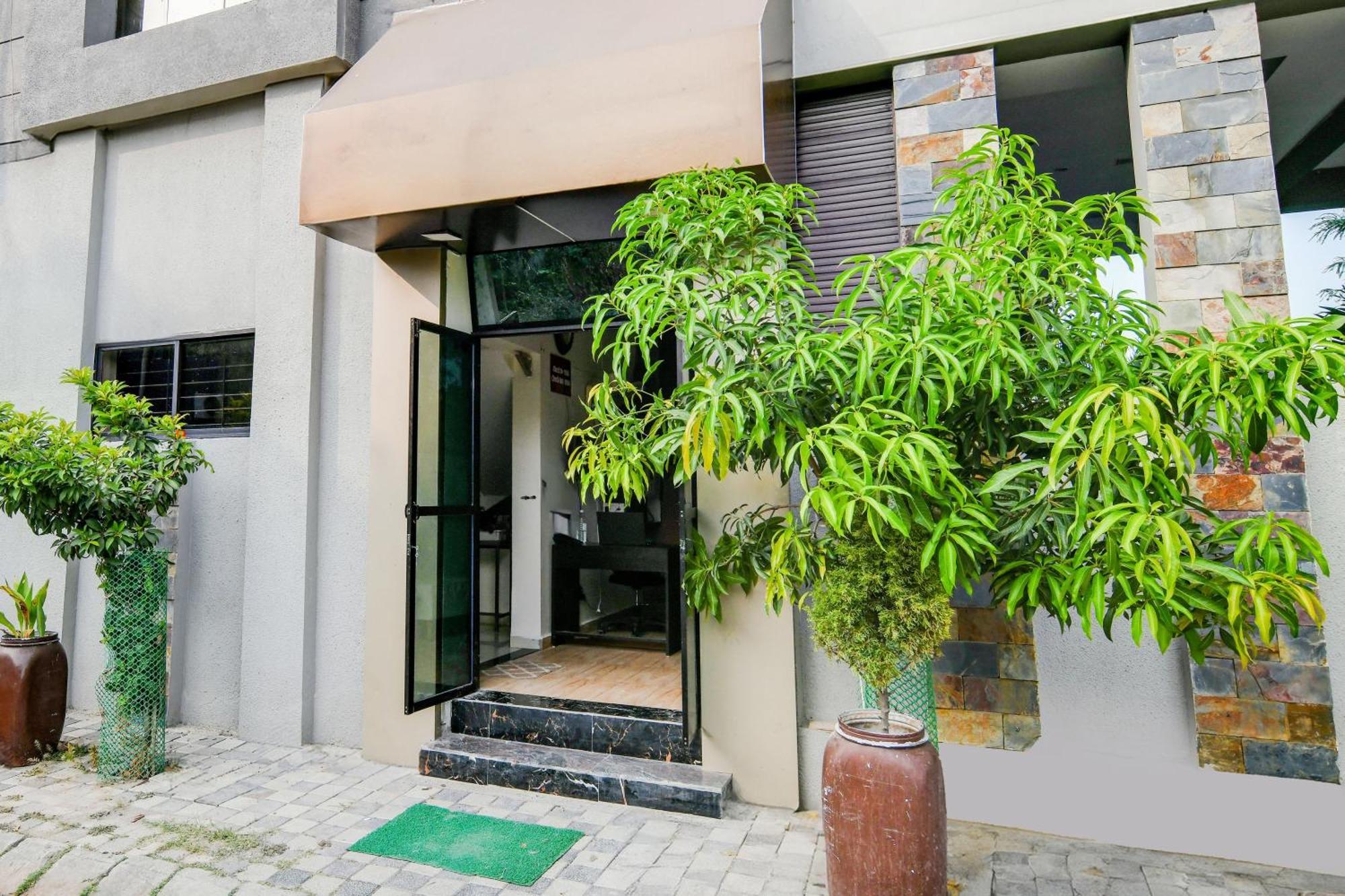 Super Collection O Indore Near Omax City 1 Kanadiya ภายนอก รูปภาพ