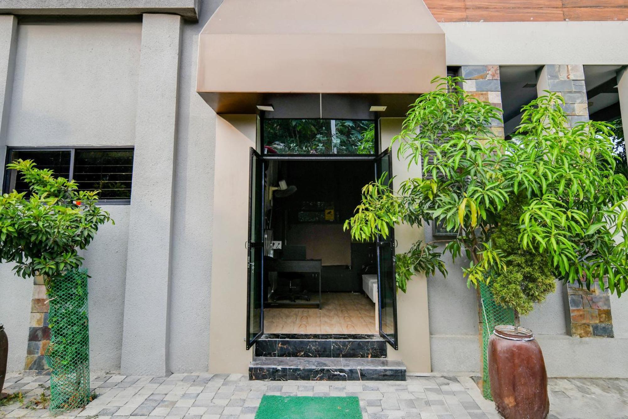 Super Collection O Indore Near Omax City 1 Kanadiya ภายนอก รูปภาพ